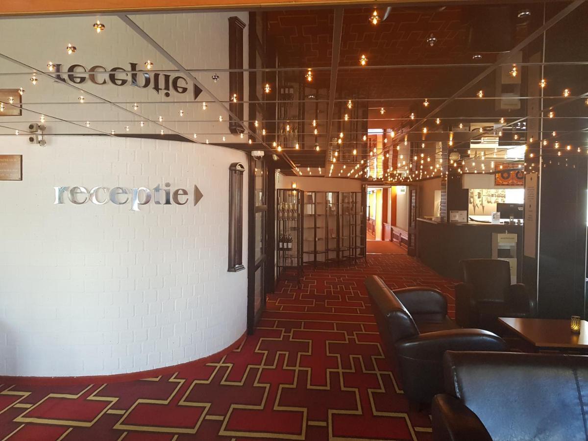 Amicitia Hotel สเนก ภายนอก รูปภาพ