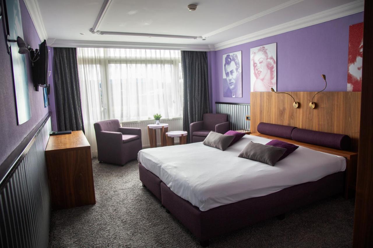 Amicitia Hotel สเนก ภายนอก รูปภาพ