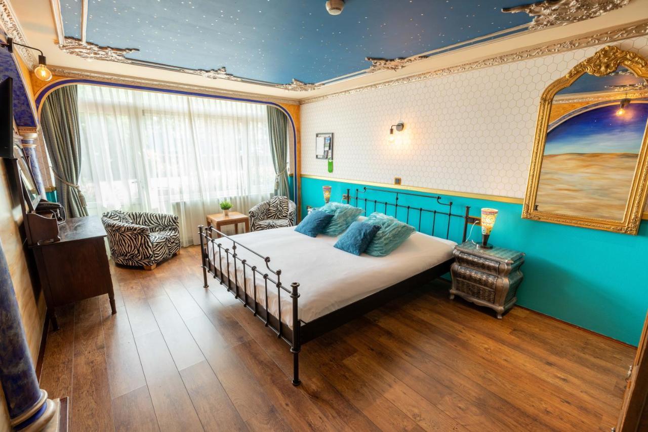 Amicitia Hotel สเนก ภายนอก รูปภาพ