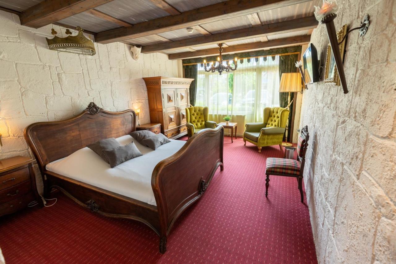 Amicitia Hotel สเนก ภายนอก รูปภาพ